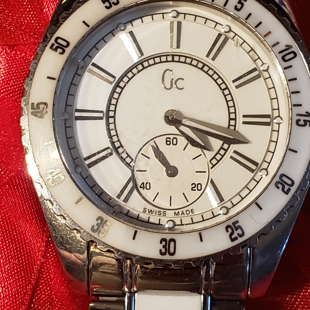 Guess wrist watch. Unisex. Swiss made - Picture 3 of 9